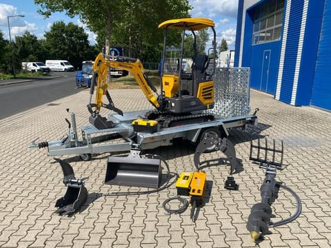 Berger Kraus BK1250JSR mini excavator on trailer with attachments Berger Kraus BK1250JSR mini excavator on trailer with attachments