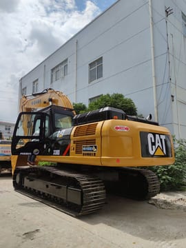 Caterpillar 330D crawler excavator, rear three-quarter view Caterpillar 330D crawler excavator, rear three-quarter view