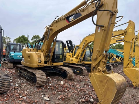 2021 Caterpillar 313C crawler excavator, side view 2021 Caterpillar 313C crawler excavator, side view