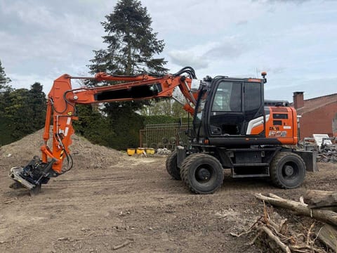 2023 Hitachi Zaxis 155W-7 wheel excavator, side view 2023 Hitachi Zaxis 155W-7 wheel excavator, side view
