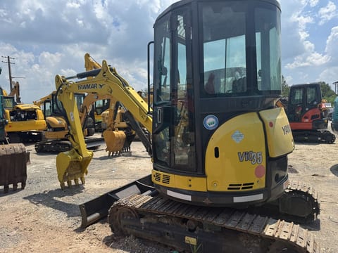 2019 Yanmar VIO35-6 mini excavator, side view 2019 Yanmar VIO35-6 mini excavator, side view