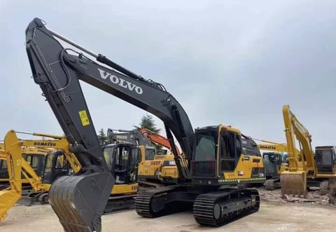 2024 Volvo EC210 crawler excavator, front three-quarter view 2024 Volvo EC210 crawler excavator, front three-quarter view