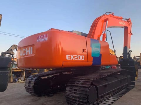 2016 Hitachi EX200-2 crawler excavator, rear three-quarter view 2016 Hitachi EX200-2 crawler excavator, rear three-quarter view