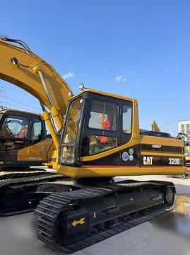 2020 Caterpillar 320BL crawler excavator, side profile view 2020 Caterpillar 320BL crawler excavator, side profile view
