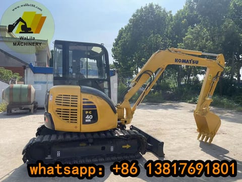 2022 Komatsu PC40MR mini excavator, side view 2022 Komatsu PC40MR mini excavator, side view