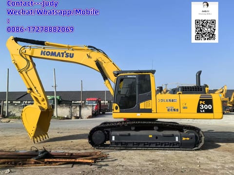 2021 Komatsu PC300LC crawler excavator, side profile view 2021 Komatsu PC300LC crawler excavator, side profile view
