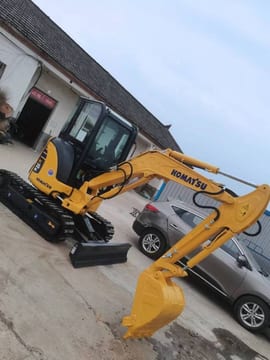 2024 Komatsu PC35 mini excavator, side view 2024 Komatsu PC35 mini excavator, side view