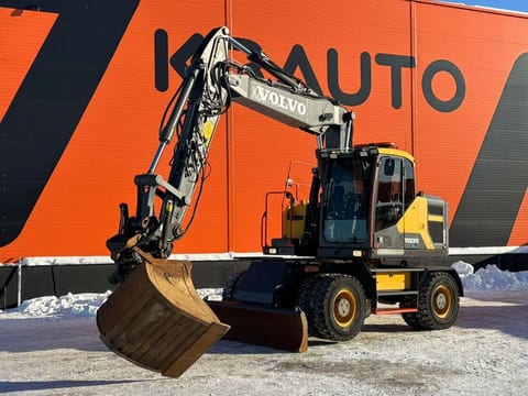 2018 Volvo EW160E wheel excavator, side view 2018 Volvo EW160E wheel excavator, side view