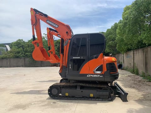 2022 Doosan DX60-9C crawler excavator, side view 2022 Doosan DX60-9C crawler excavator, side view