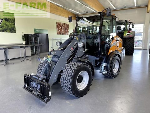 2024 Giant G5000 wheel loader, front three-quarter view 2024 Giant G5000 wheel loader, front three-quarter view