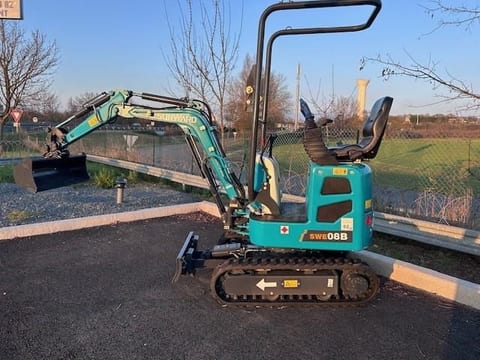 2026 Sunward SWE08B mini excavator, side view 2026 Sunward SWE08B mini excavator, side view