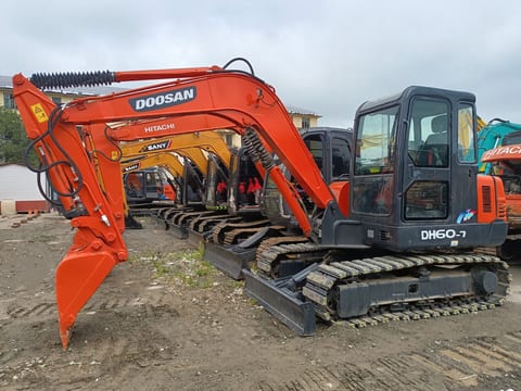 2022 Doosan DH60-7 mini excavator, side profile view 2022 Doosan DH60-7 mini excavator, side profile view