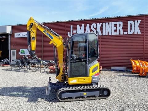 2024 XCMG XE27E mini excavator, side view 2024 XCMG XE27E mini excavator, side view