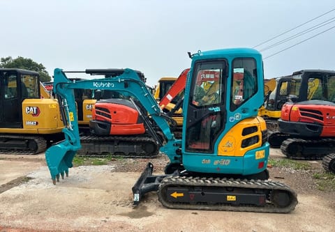 2022 Kubota U-30 mini excavator, side view 2022 Kubota U-30 mini excavator, side view