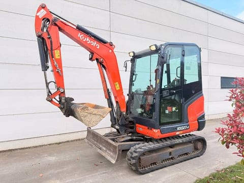 2018 Kubota KX027-4 mini excavator, side view 2018 Kubota KX027-4 mini excavator, side view