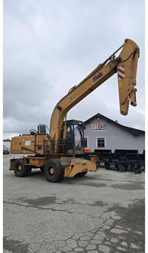 2008 CASE WX210 wheel excavator, side profile view 2008 CASE WX210 wheel excavator, side profile view