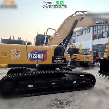 2024 Sany SY235C crawler excavator side view 2024 Sany SY235C crawler excavator side view