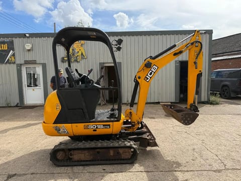 2016 JCB 8018CTS mini excavator, side view 2016 JCB 8018CTS mini excavator, side view