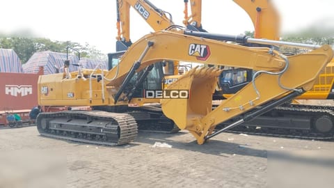 2026 Caterpillar 324 crawler excavator side view 2026 Caterpillar 324 crawler excavator side view