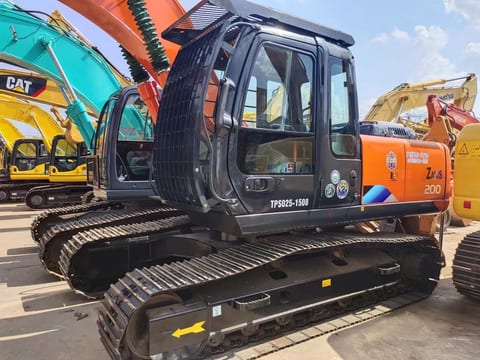 2021 Hitachi Zaxis 200 crawler excavator, side view 2021 Hitachi Zaxis 200 crawler excavator, side view