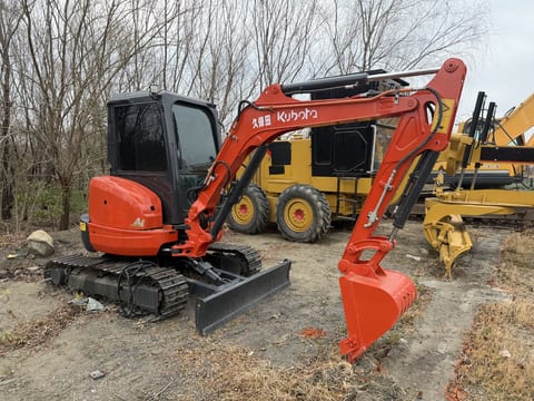 2024 Kubota U35 mini excavator, side view 2024 Kubota U35 mini excavator, side view