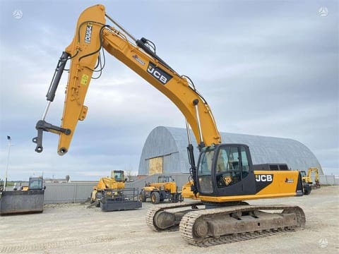 2002 JCB JS 330 LC crawler excavator, side view 2002 JCB JS 330 LC crawler excavator, side view