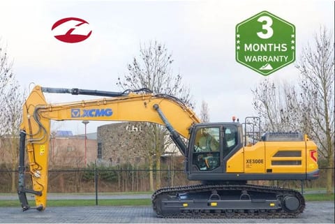 2023 XCMG XE300E crawler excavator side view 2023 XCMG XE300E crawler excavator side view