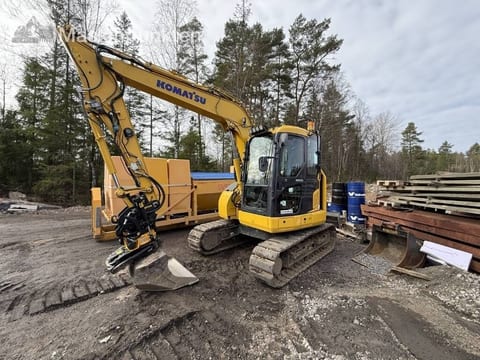 2022 Komatsu PC78US-11E0 crawler excavator, front three-quarter view 2022 Komatsu PC78US-11E0 crawler excavator, front three-quarter view