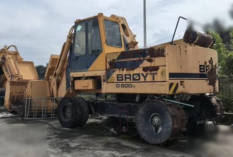 2004 Brøyt D600W wheel excavator, side view 2004 Brøyt D600W wheel excavator, side view