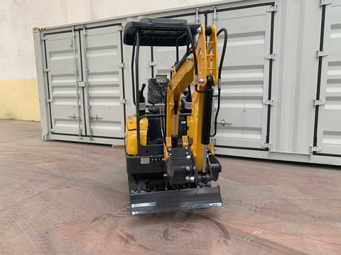 2026 EMS TP18 mini excavator front view 2026 EMS TP18 mini excavator front view