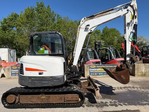 2010 Bobcat E60 crawler excavator, side view 2010 Bobcat E60 crawler excavator, side view