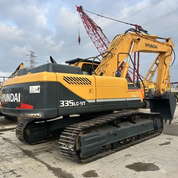 2021 Hyundai R335LC-9T crawler excavator, rear three-quarter view 2021 Hyundai R335LC-9T crawler excavator, rear three-quarter view