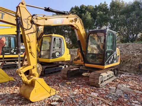2018 Caterpillar 307D mini excavator, front three-quarter view 2018 Caterpillar 307D mini excavator, front three-quarter view