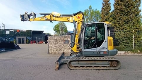 2021 Wacker Neuson ET90 mini excavator side view 2021 Wacker Neuson ET90 mini excavator side view