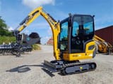 XCMG XE20E mini excavator, front three-quarter view