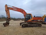 2005 Doosan Solar 255LC-V crawler excavator, side view