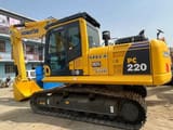 2018 Komatsu PC220 paletli ekskavatör, yandan görünüm