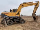 2020 Hyundai R210W-9T wheel excavator, side profile view