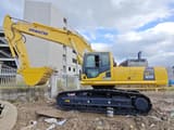 Komatsu PC400-8 crawler excavator, side view