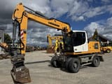 2016 Liebherr A920LITRONIC wheel excavator, side view