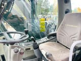 2009 New Holland MH-PLUS wheel excavator interior cab view