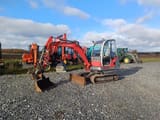 1995 Wacker Neuson 3602RD mini excavator, front three-quarter view