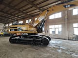 Caterpillar 345BL crawler excavator side view