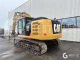 2015 Caterpillar 323EL crawler excavator, rear three-quarter view