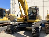 Komatsu PC450-8 crawler excavator, front view
