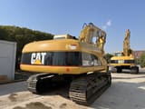 2016 Caterpillar 320CL crawler excavator rear view