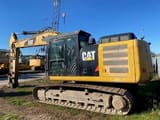 2015 Caterpillar 324ELN crawler excavator side view