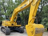 2022 Komatsu PC220-7 crawler excavator, front three-quarter view