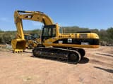 2018 Caterpillar 330CL crawler excavator side view