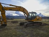 2007 CASE CX240B crawler excavator side view